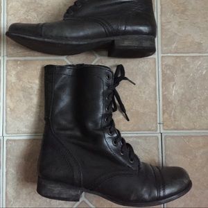 Steven Madden troopa boots size 9.5